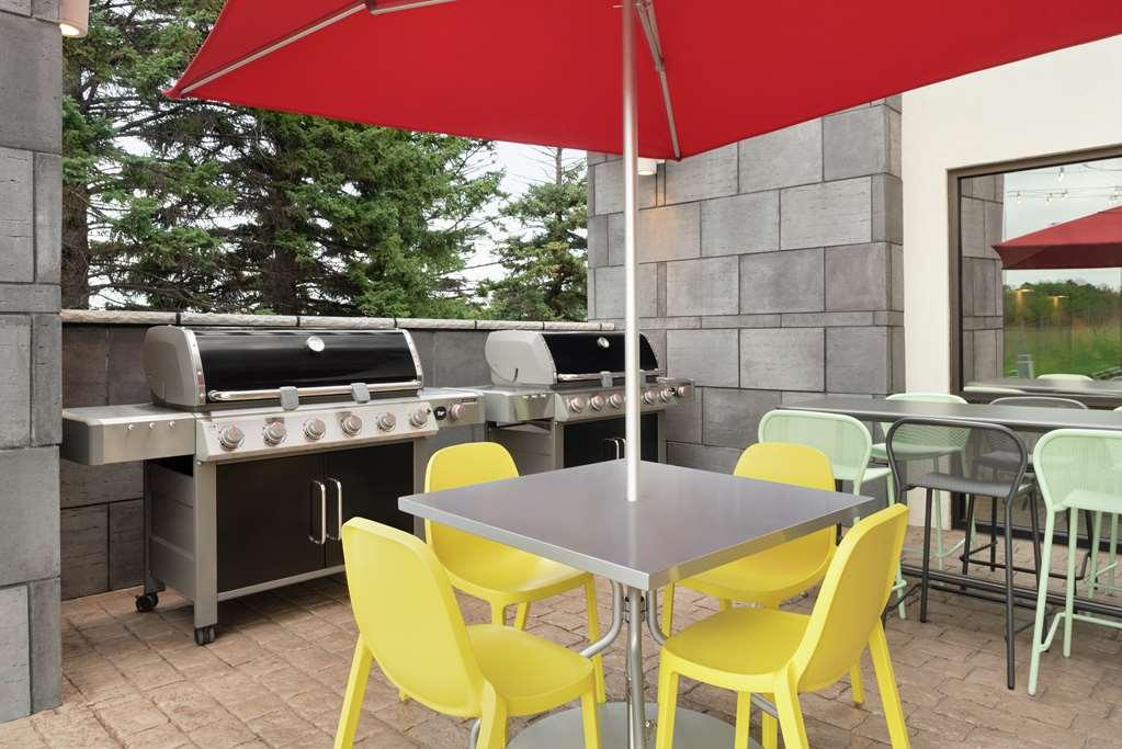 Home2 Suites By Hilton Carmel Indianapolis Exterior photo